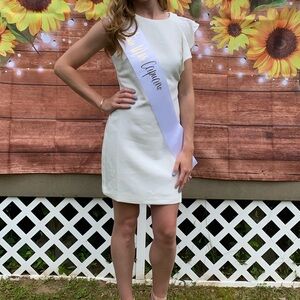 Lulu's White Sheath Mini Dress with Crew Neck